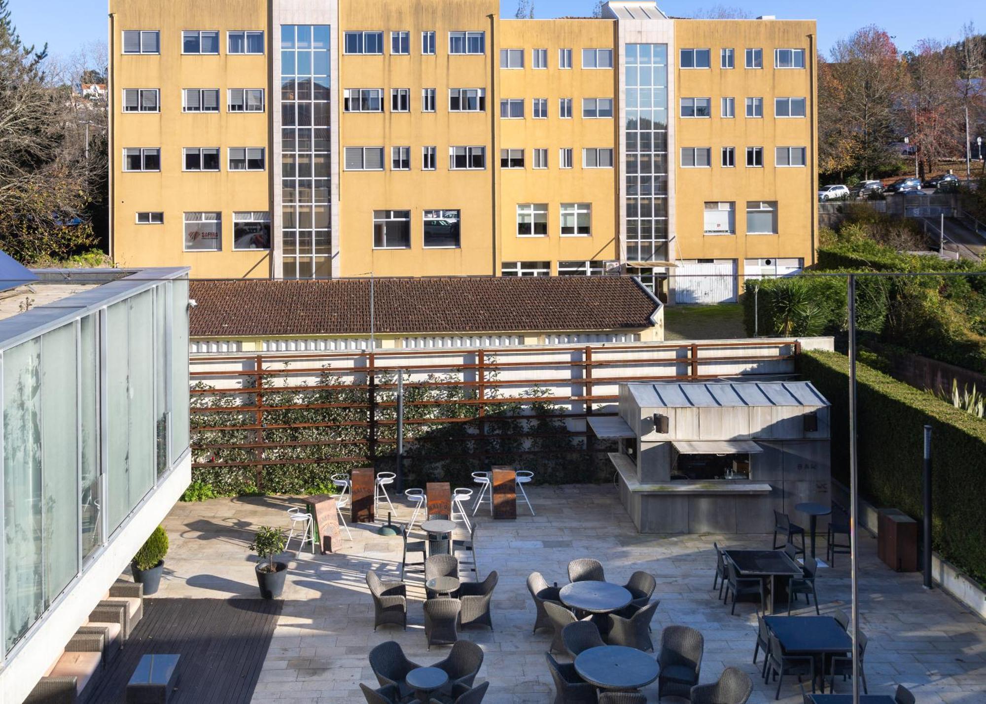 Da Praca Hostel Санта Мария да Фейра Екстериор снимка